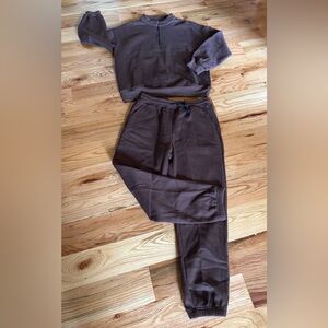 Women's Brown Pullover & Jogger Set - Cozy Sweatshirt and Pants